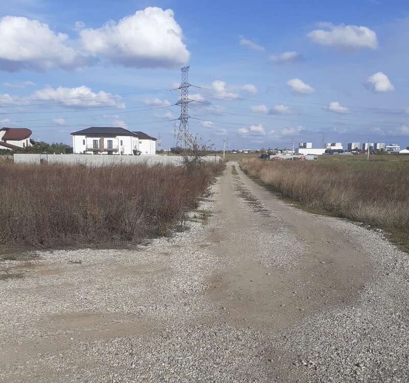 Domnesti str.Simfoniei, 775mp construibil, dubla deschidere gaz-curent-vile