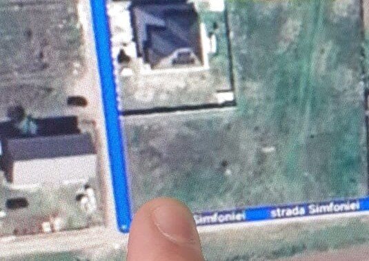 Domnesti str.Simfoniei, 775mp construibil, dubla deschidere gaz-curent-vile